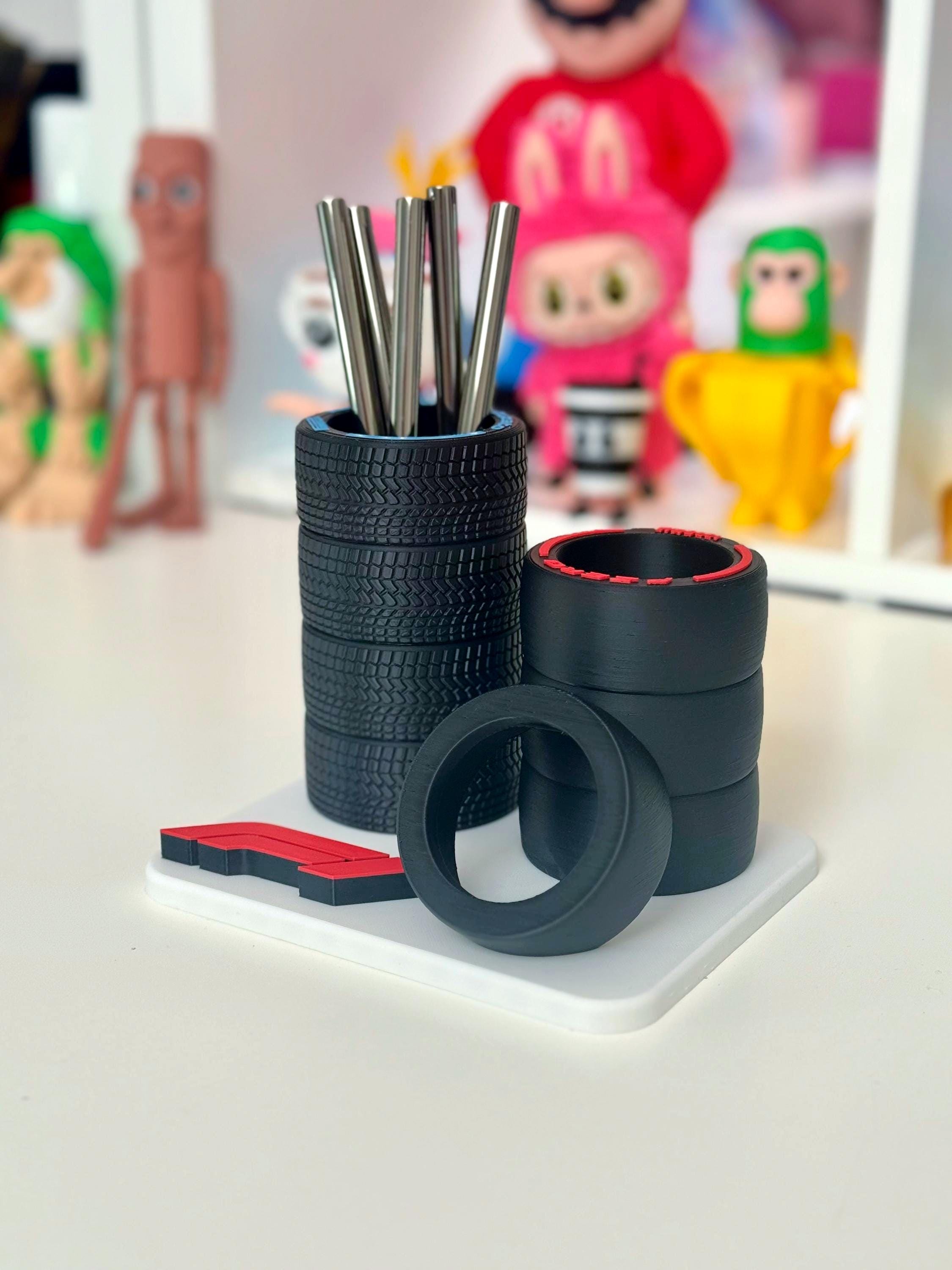 Organizador de escritorio NEUMATICOS F1 fórmula 1 Pirelli PZERO Portalápices forma de rueda de F1 – Regalo de carreras para fanáticos f1